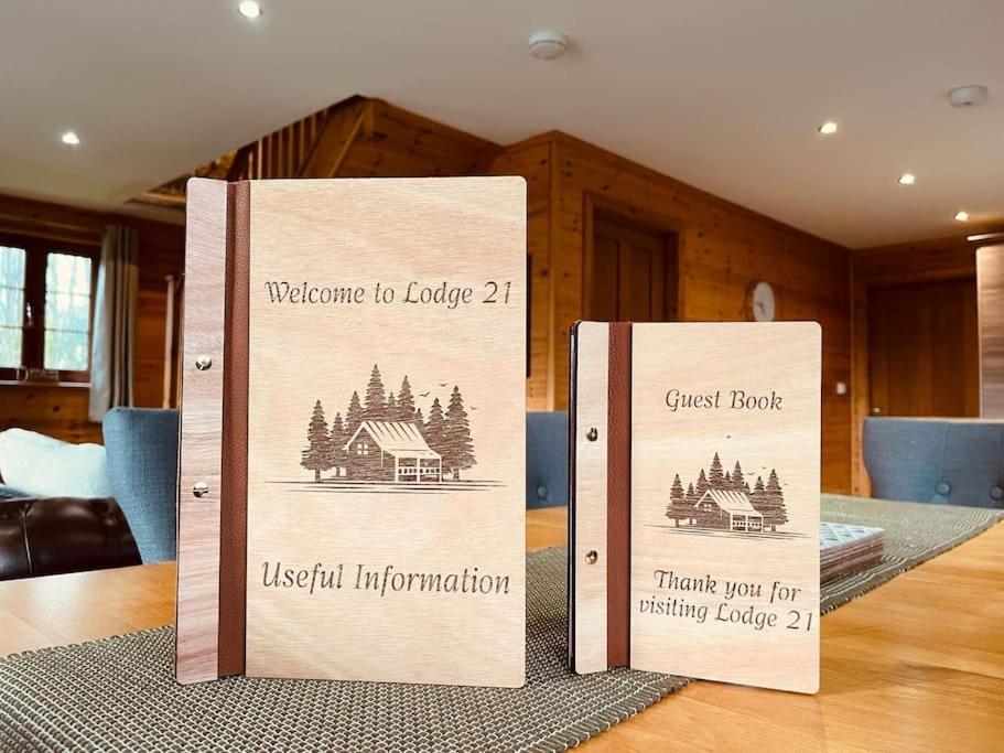Artro Lodge Luxury 3 Bedroom, 3 Bathroom & Hot Tub Ланбедър Екстериор снимка